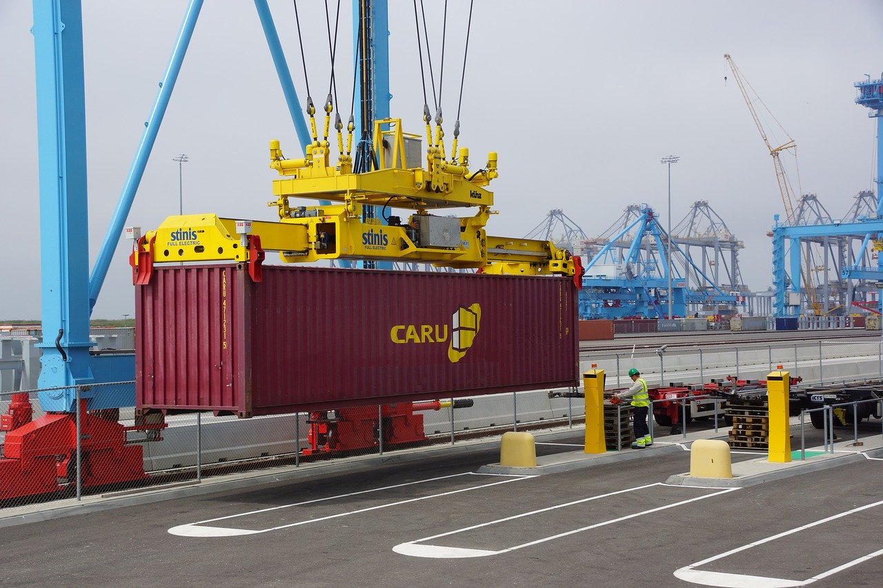 A Guide to White Glove Technical Logistics – What you Need to Know