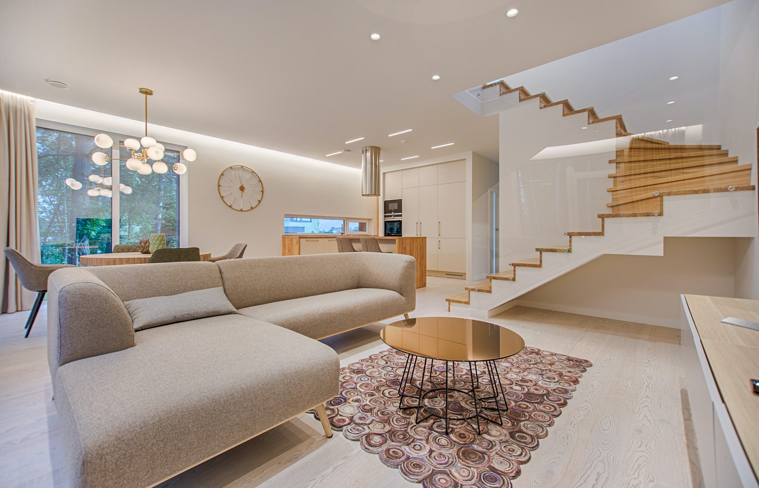 Advantages A Homeowner Has When Working Remotely